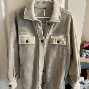 Free people ruby shirt jacket. NWT. Xs.